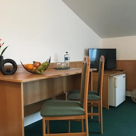 Kras Pensión 3*